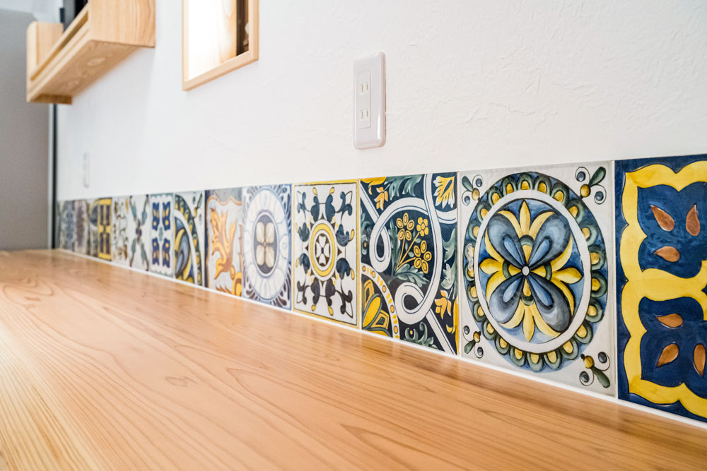 杉内建設 【本体価格2400万円/38坪/二階建て】焼杉の外壁にレンガ造りの炉壁。和洋の伝統が融合した家の建築実例画像7