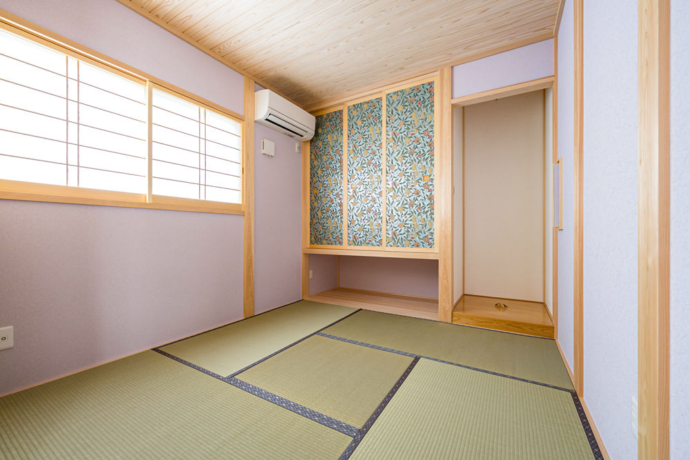 杉内建設 【本体価格2400万円/38坪/二階建て】焼杉の外壁にレンガ造りの炉壁。和洋の伝統が融合した家の建築実例画像8