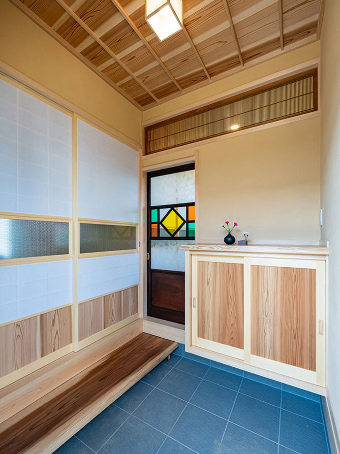 杉内建設 【本体価格2204万円/32坪】古建具を蘇らせ、イナゴ天井が華やかさを添える粋な純和風住宅の建築実例画像5