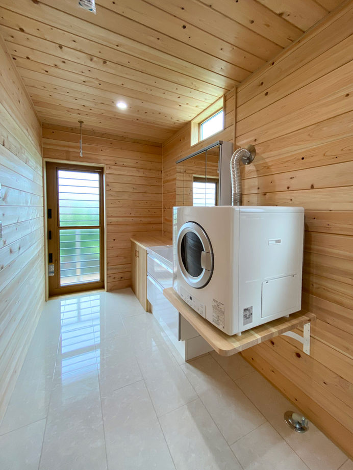 杉内建設 【本体価格1944万円/28.4坪/平屋】全室床暖房、家事室完備！家事ラク動線で楽メンテのちいさな平屋の建築実例画像3