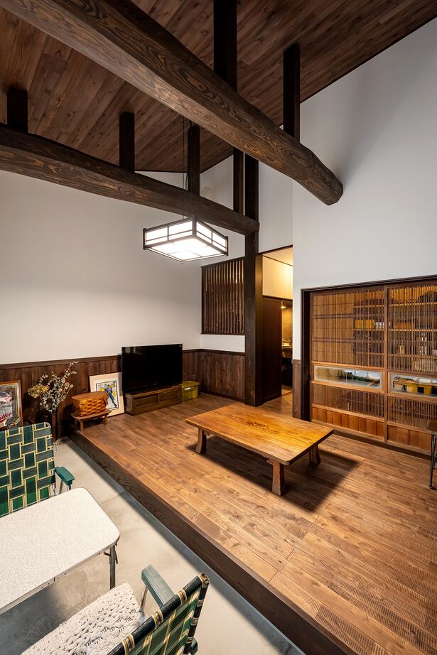 杉内建設 【本体価格2541万円/36坪/平屋】「ずっと眺めていたい」梁丸太や大黒柱といった匠の技が紡ぐ住まいの建築実例画像3