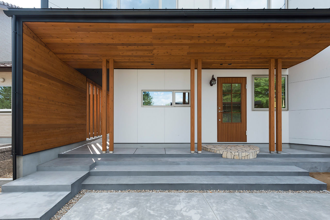 Nstyle+oneナカヒロハウジング 【2600～2699万円×事務所兼用住宅】パークビューを楽しむ2階リビング。温熱環境にこだわり全窓にAPW(R)430の建築実例画像2