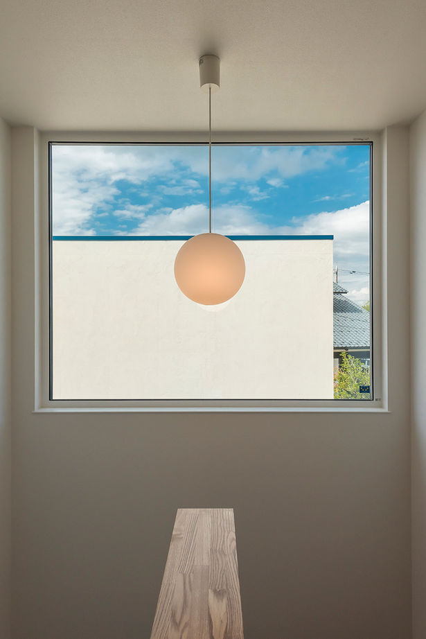 Nstyle+oneナカヒロハウジング 【2600～2699万円×事務所兼用住宅】パークビューを楽しむ2階リビング。温熱環境にこだわり全窓にAPW(R)430の建築実例画像8