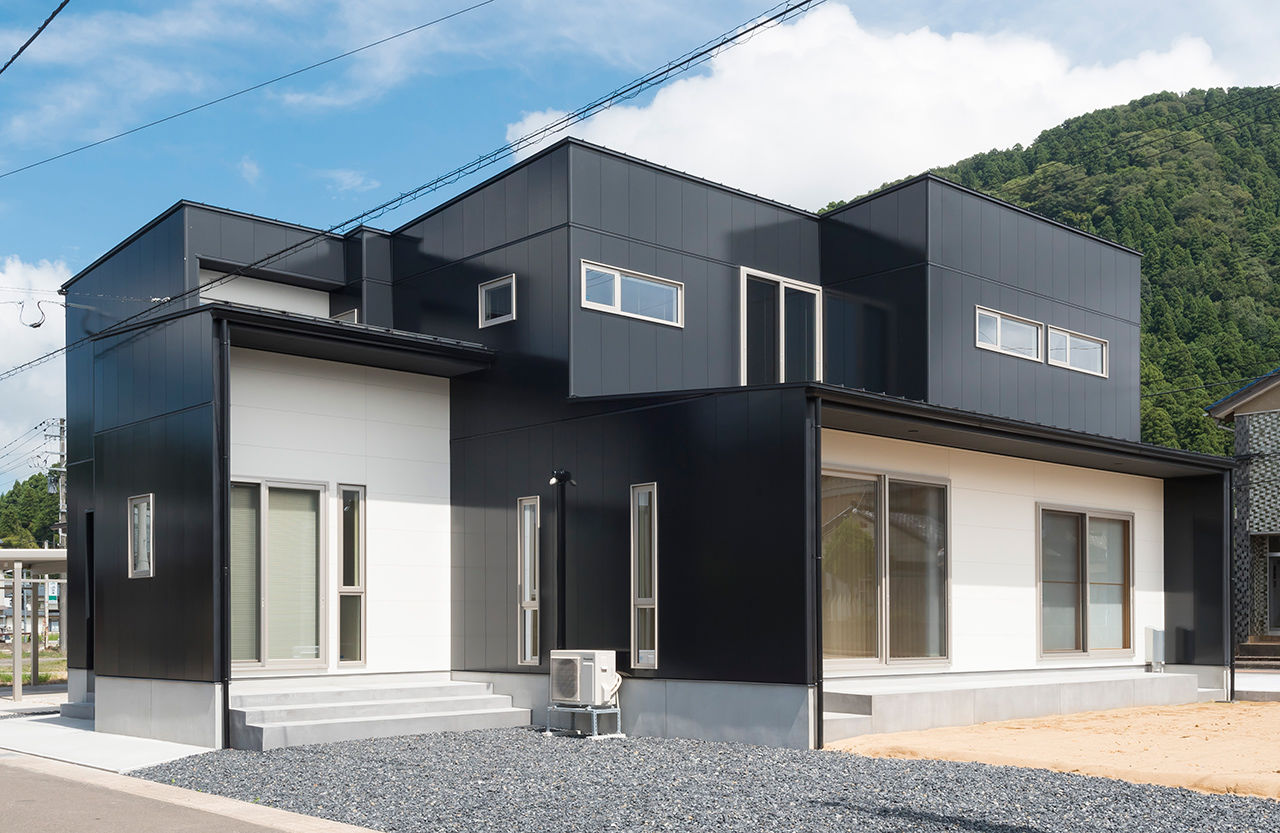 Nstyle+oneナカヒロハウジング 【2100～2199万円×51坪超の広々空間】お客様をおもてなしする独立和室のある住まいの建築実例画像1