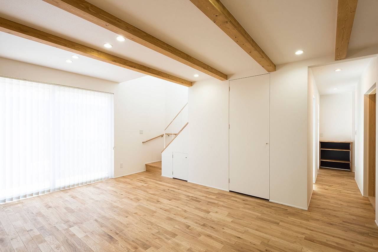 Nstyle+oneナカヒロハウジング 【1900～1999万円×4LDK×吹抜け階段】省スペースでも広々と明るいLDKで暮らすL字型のスタイリッシュな家の建築実例画像5