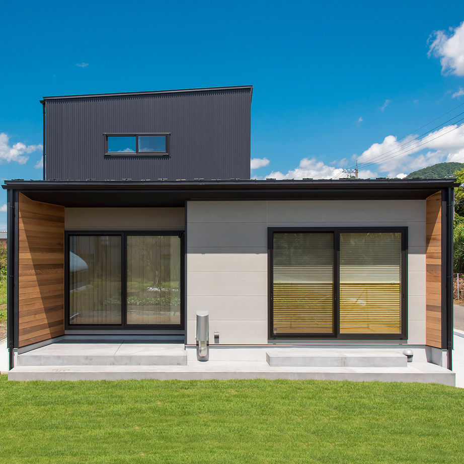 Nstyle+oneナカヒロハウジング 【1900～1999万円×4LDK×吹抜け】家族のコミュニケーションが広がるコンパクト設計のスタイリッシュな家の建築実例画像1