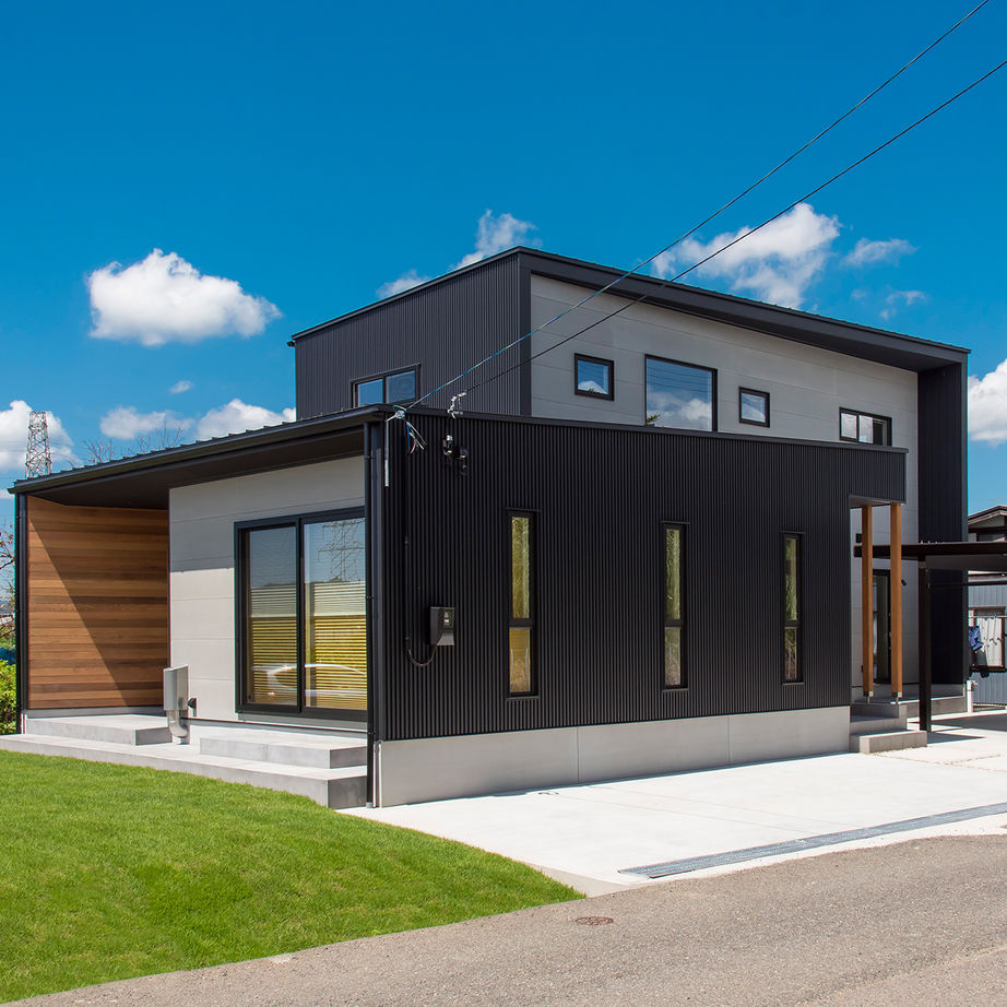 Nstyle+oneナカヒロハウジング 【1900～1999万円×4LDK×吹抜け】家族のコミュニケーションが広がるコンパクト設計のスタイリッシュな家の建築実例画像2