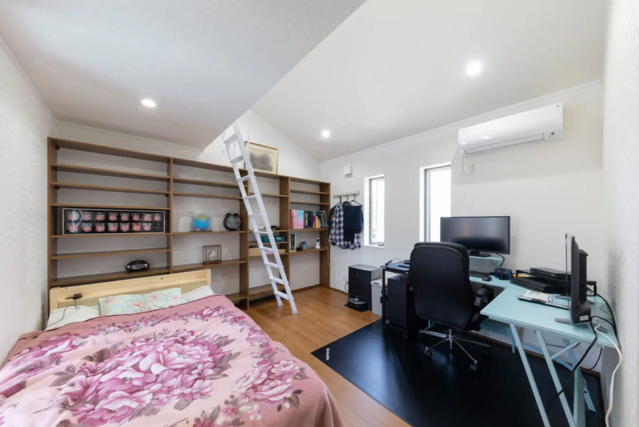 ヒノキブン 【愛知県名古屋市/20坪台/簡易防音/ロフト】都市型離れ。多趣味な用途にこたえる設計の建築実例画像3