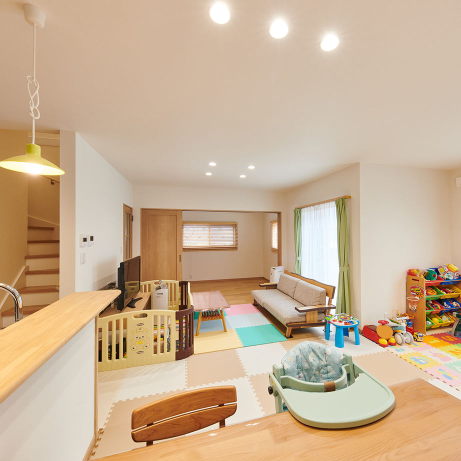 シアーズホーム 【合志/3LDK＋小屋裏収納/2000万円台】1階で生活を完結できる動線とファミリーコンテナで家事子育ても快適の建築実例画像2
