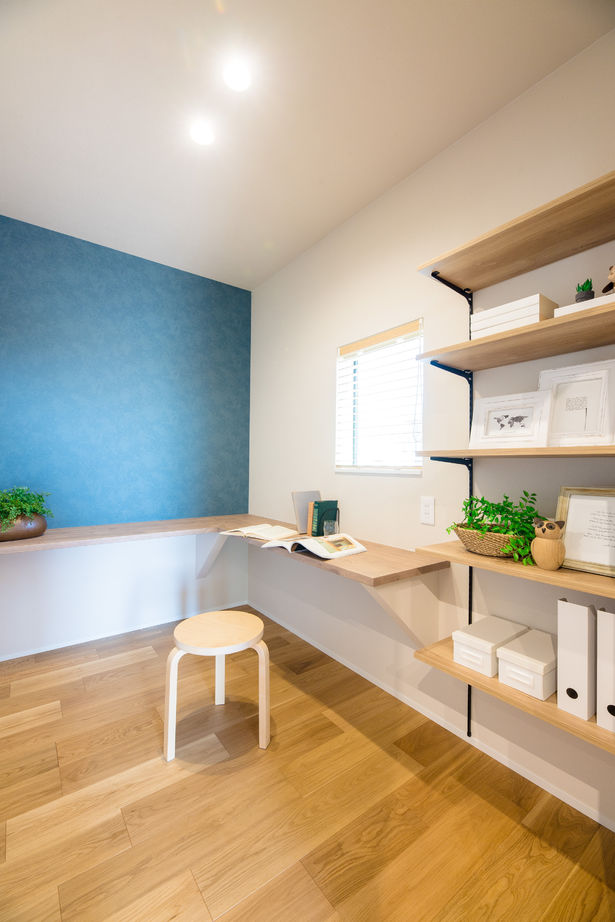 シアーズホーム 【熊本市／3LDK＋土間】趣味を楽しむ土間スペースと書斎としても使える多目的な家事室のある家の建築実例画像5