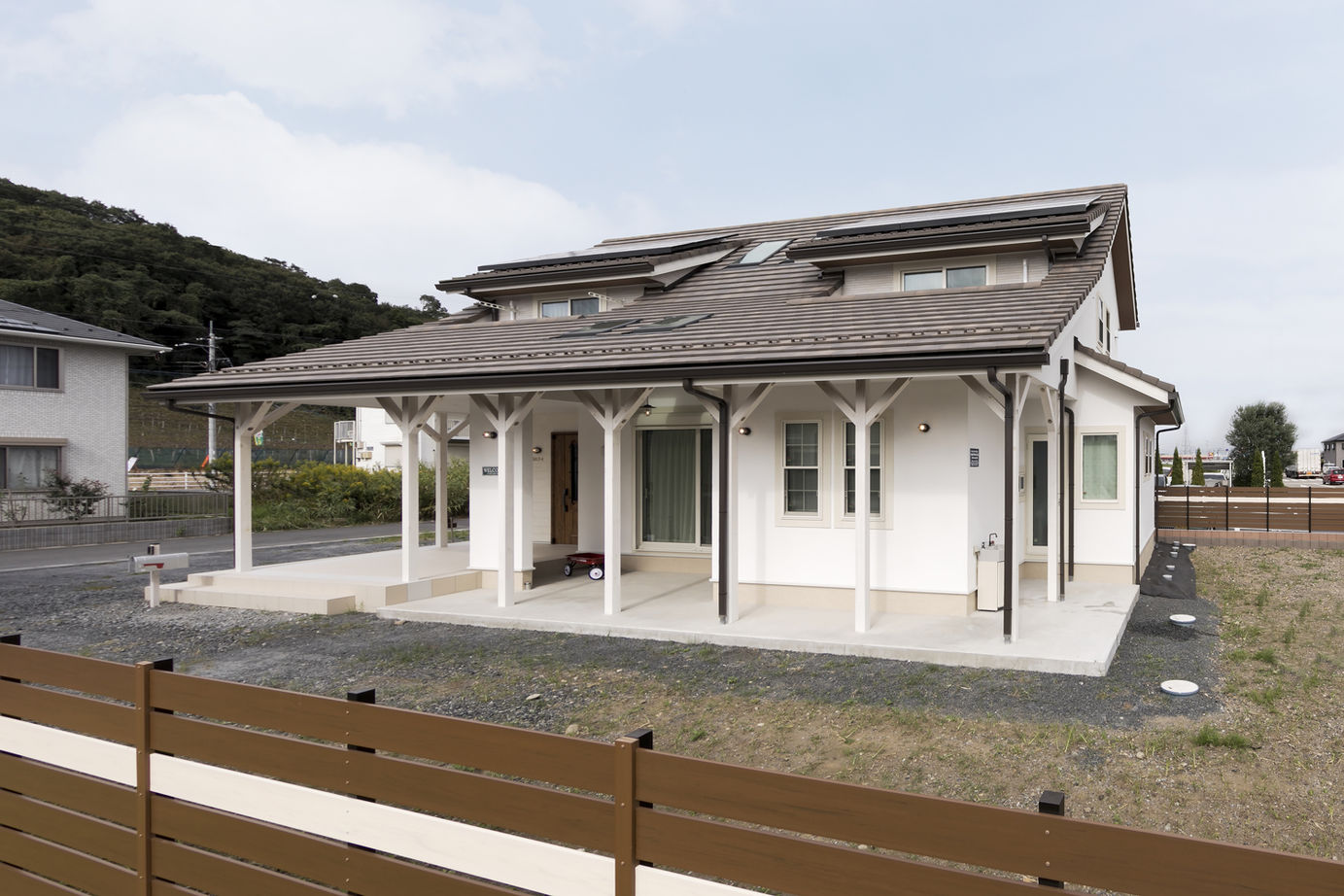 「完全フル装備の家」富士住建 【2000万円台/吹抜け/ランドリールーム/ナチュラル/間取り図】家事動線・設備・コスパに優れたフル装備の家の建築実例画像3