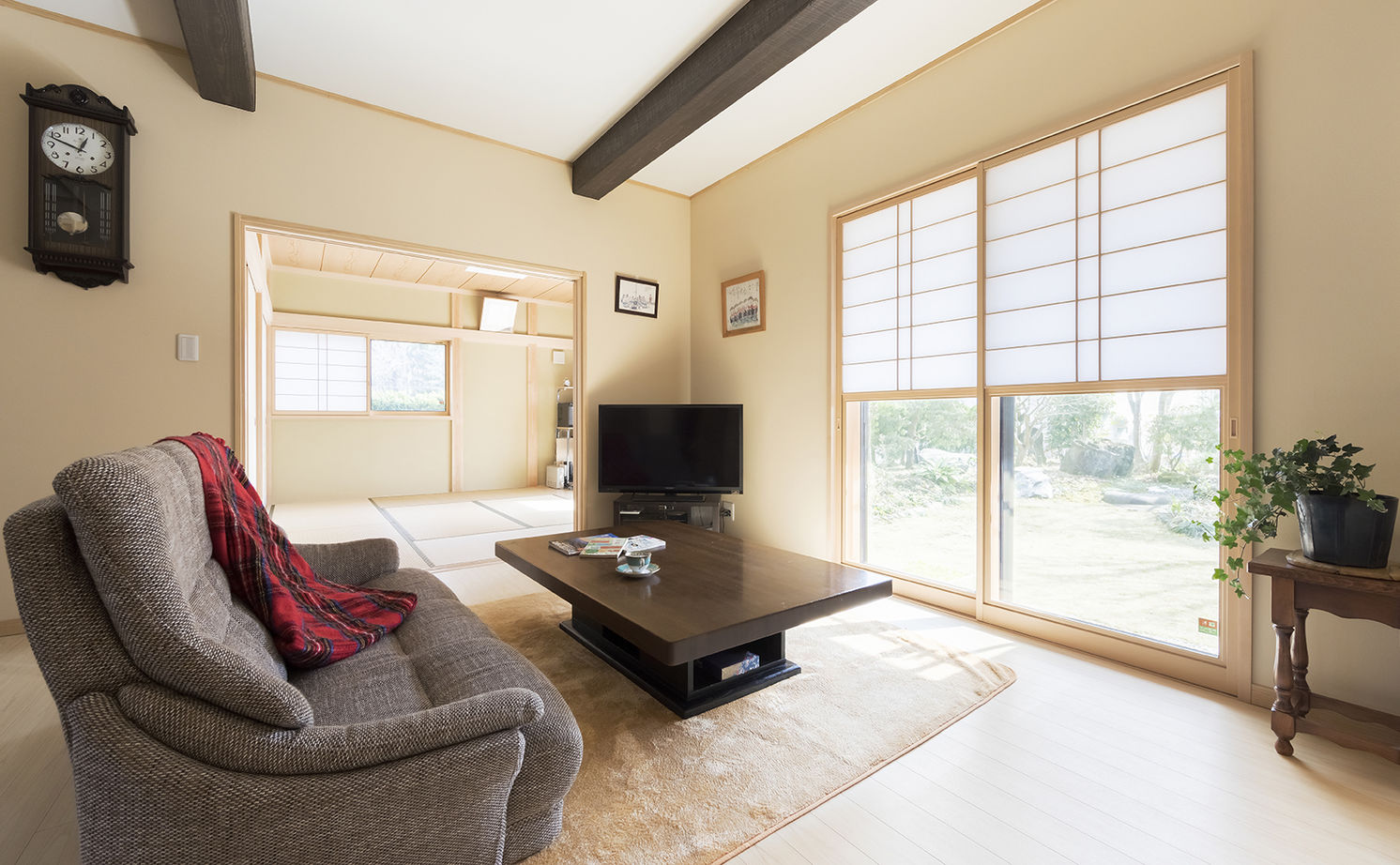 「完全フル装備の家」富士住建 【平屋/二世帯住宅/5LDK/純和風】檜が香る美しい純和風建築のフル装備住宅の建築実例画像6