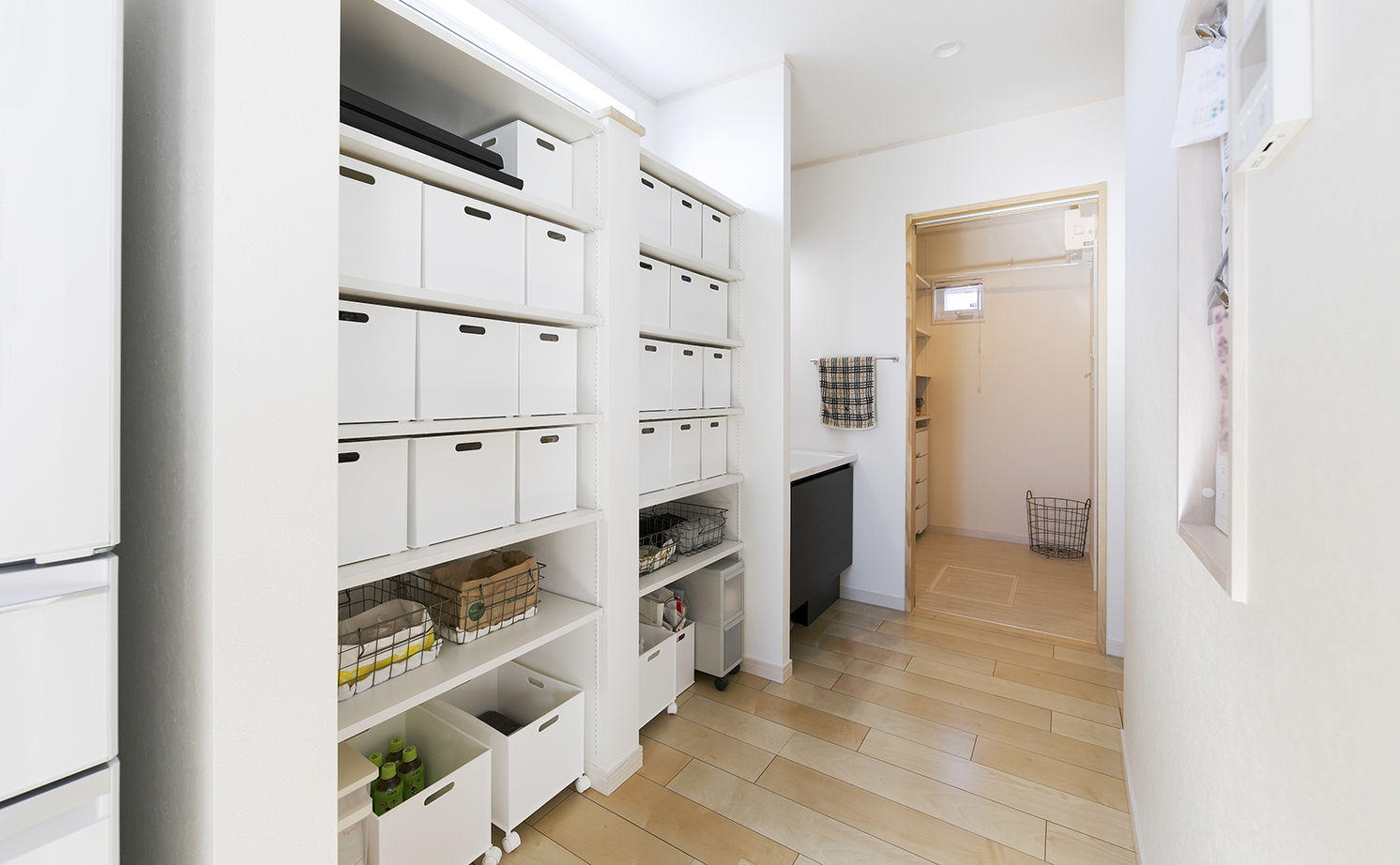 「完全フル装備の家」富士住建 【家事ラク動線/子育てしやすい/間取り図有】子ども達をいつでも見守れるフル装備住宅の建築実例画像6