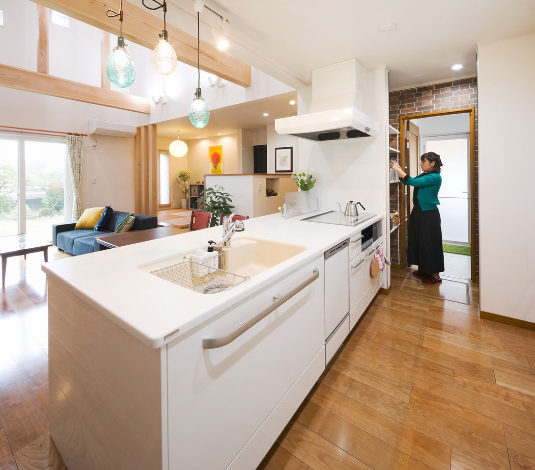 「完全フル装備の家」富士住建 【平屋/1000万円台/家事動線/間取り図有】フル装備の平屋が実現した明るさと開放感あふれる贅沢空間の建築実例画像3