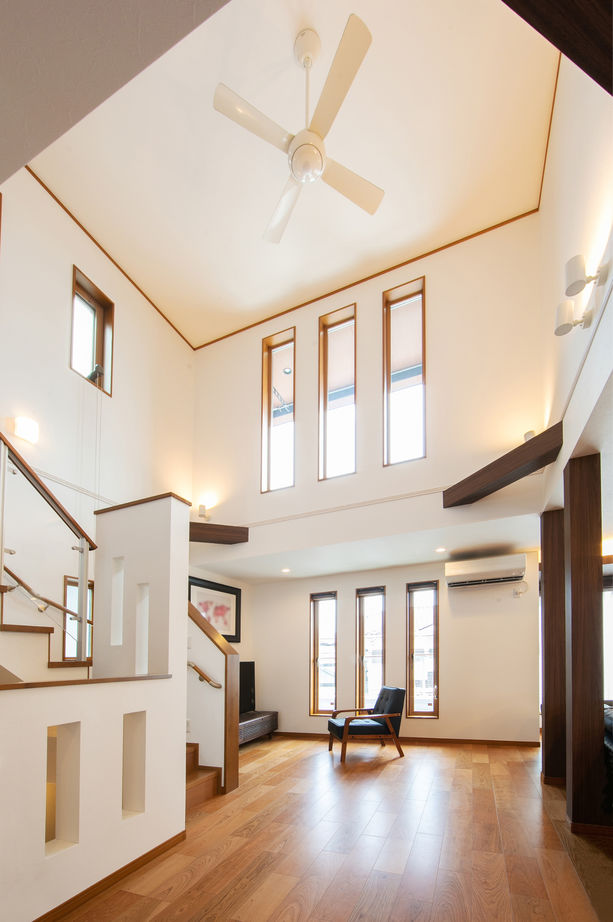 「完全フル装備の家」富士住建 【ガレージ/3階建て/吹き抜け/間取り図有】家族とつながる34.5畳大空間LDKの3階建てフル装備住宅の建築実例画像6