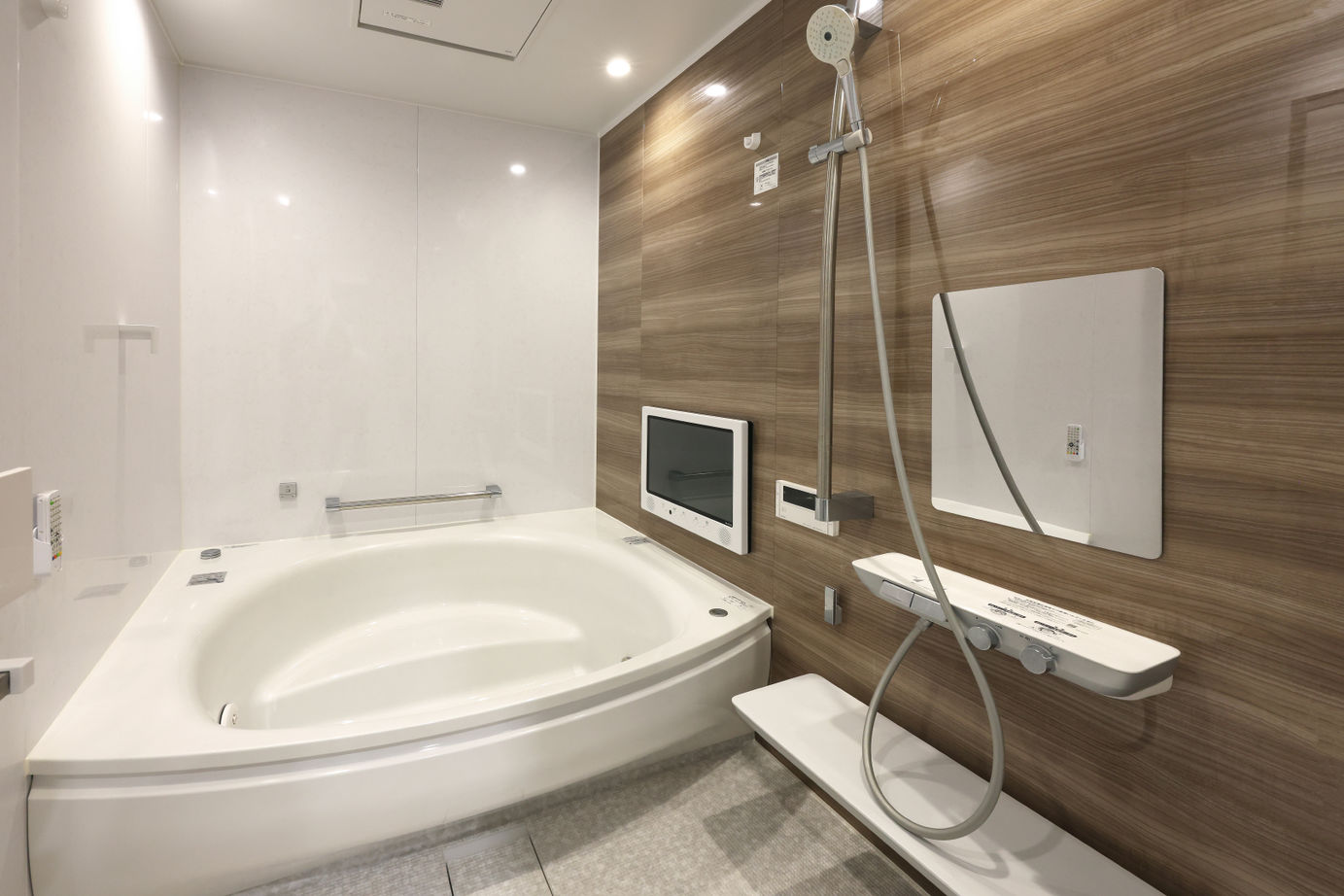 「完全フル装備の家」富士住建 【家事ラク動線/収納充実/ペット/間取り図有】人とペットが心地よく過ごせるフル装備の家の建築実例画像8