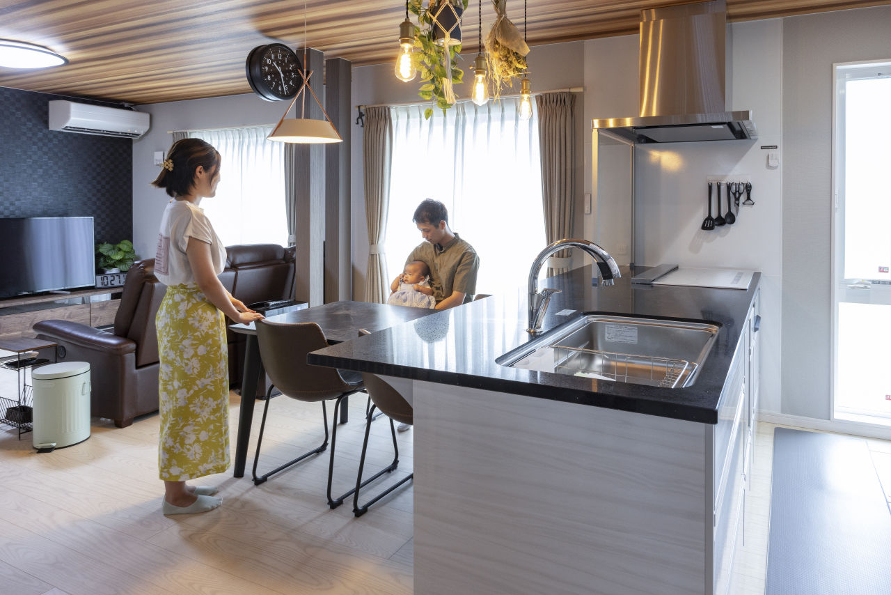 「完全フル装備の家」富士住建 【子育て/家事ラク動線/2000万円台/間取り図有】親子で過ごす時間が増えるフル装備の家の建築実例画像3