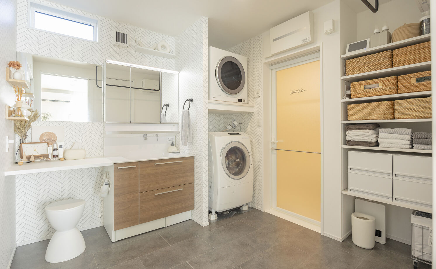 「完全フル装備の家」富士住建 【家事ラク動線/収納充実/間取り図有】ウッディな温もりとスタイリッシュなデザインが融合したフル装備住宅の建築実例画像5