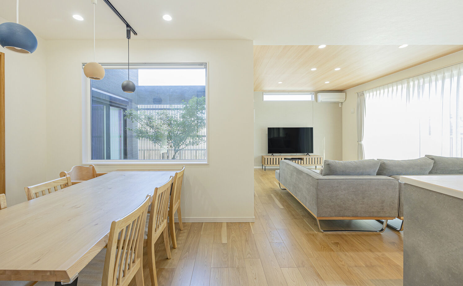 「完全フル装備の家」富士住建 【和風モダン/生活動線/家事・子育て/間取り図有】和を趣を巧みに融合させたフル装備住宅の建築実例画像1