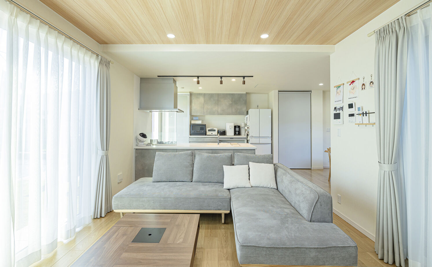 「完全フル装備の家」富士住建 【和風モダン/生活動線/家事・子育て/間取り図有】和を趣を巧みに融合させたフル装備住宅の建築実例画像2