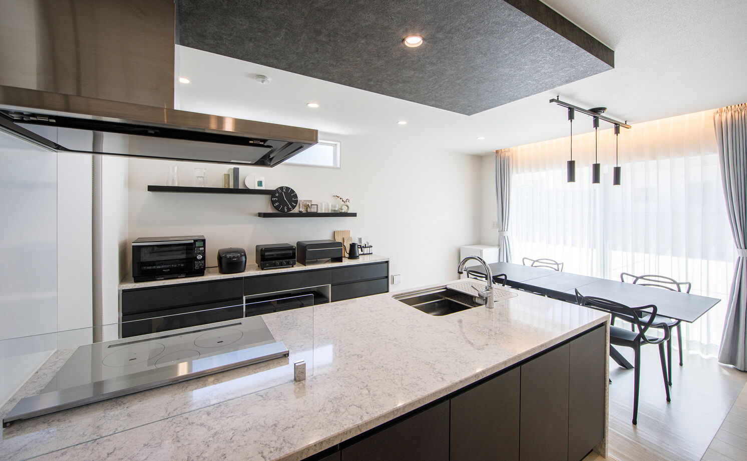 「完全フル装備の家」富士住建 【家事ラク動線/子育て/2000万円台/間取り図有】子ども達が周囲を気にせず遊べるフル装備住宅の建築実例画像4