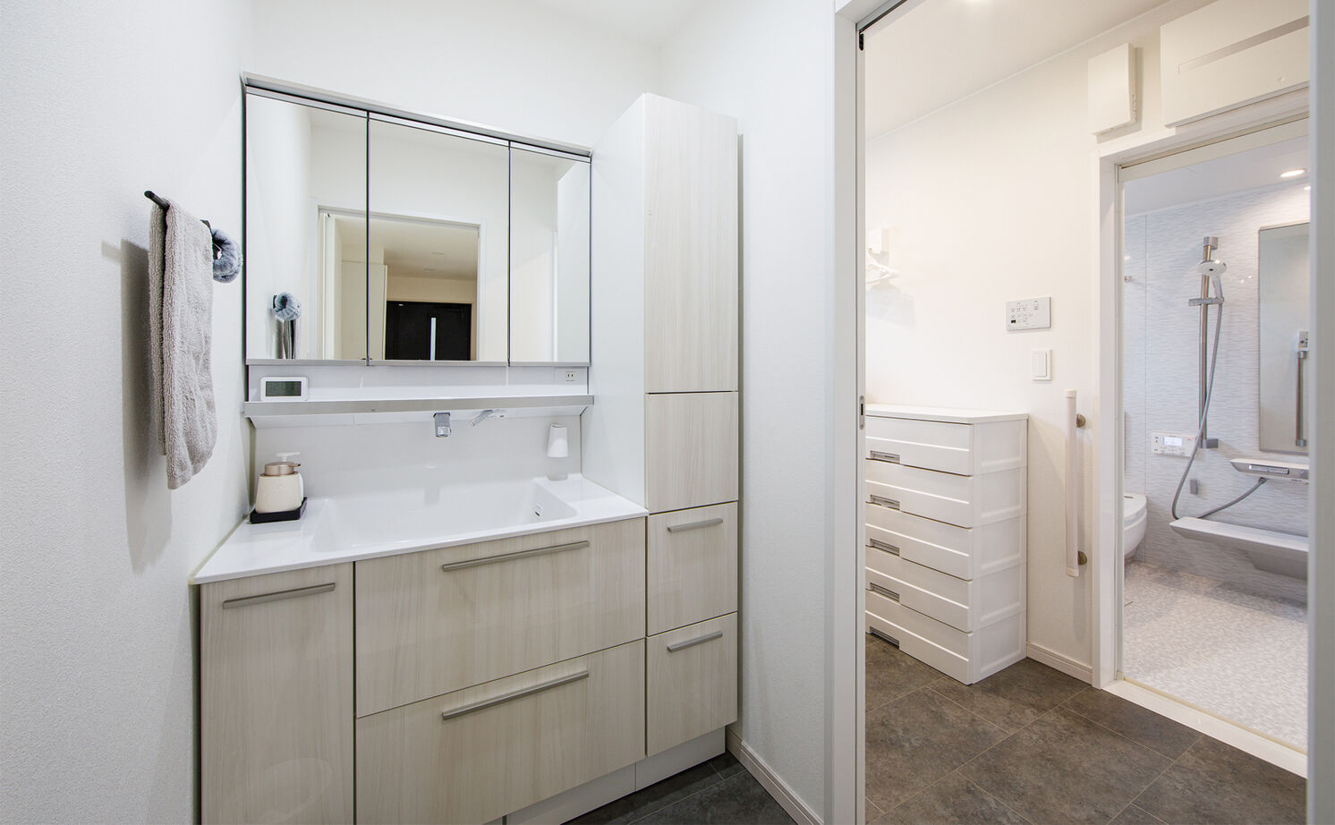 「完全フル装備の家」富士住建 【家事ラク動線/子育て/2000万円台/間取り図有】子ども達が周囲を気にせず遊べるフル装備住宅の建築実例画像5