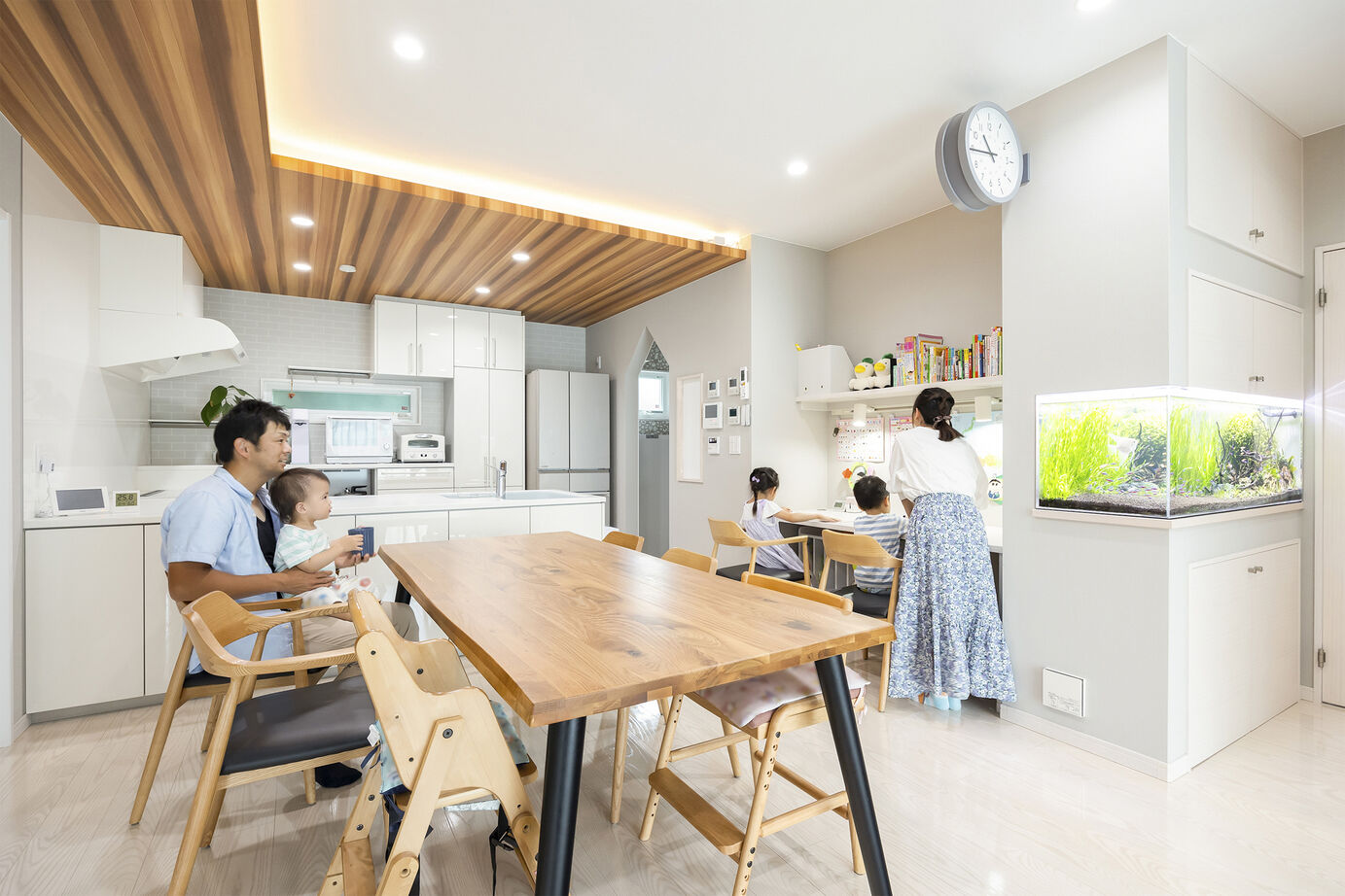 「完全フル装備の家」富士住建 【家事・子育て/インナーガレージ/間取り図有】子育て世帯が建てたフル装備のガレージハウスの建築実例画像4