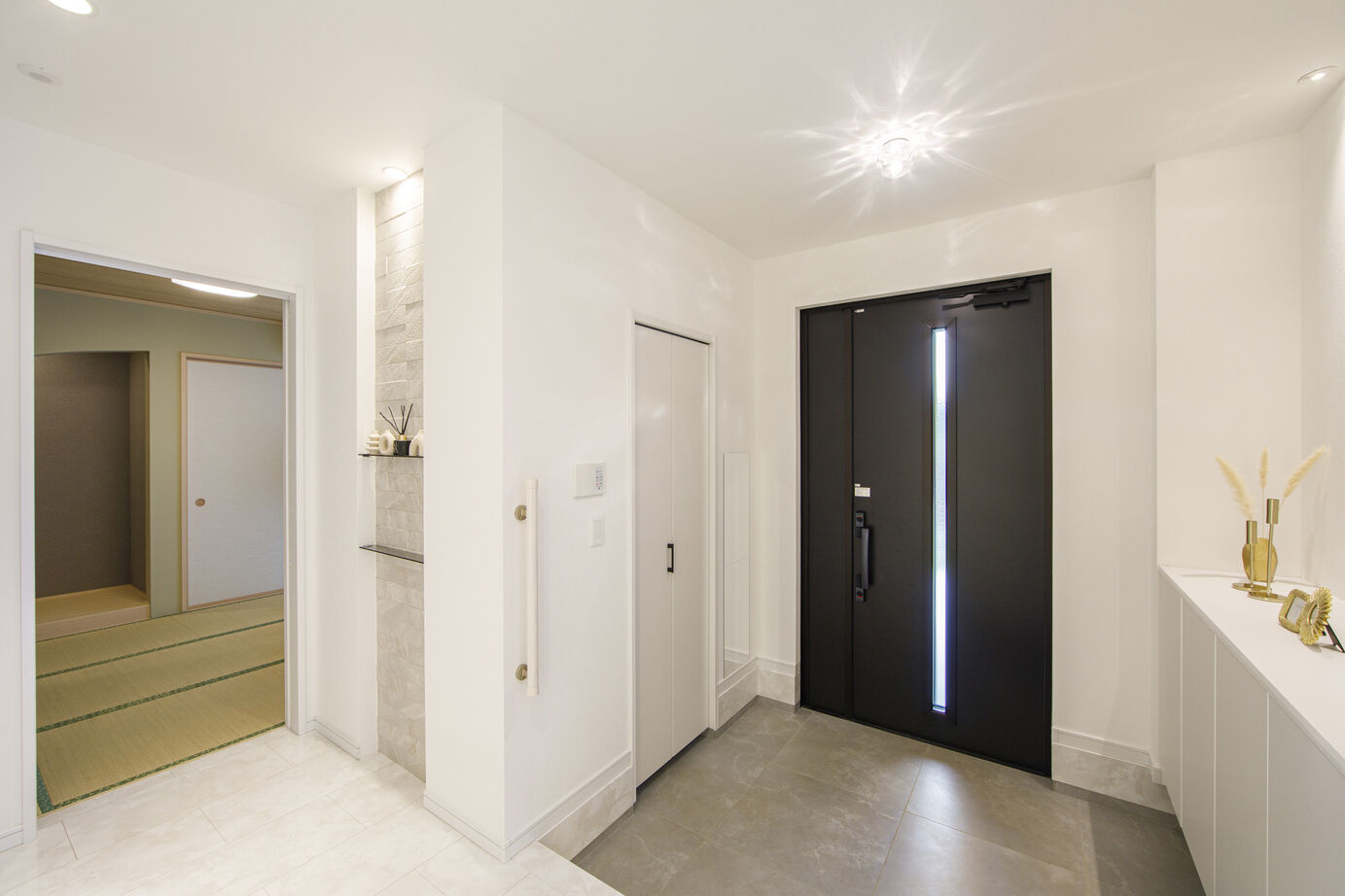 「完全フル装備の家」富士住建 【家事ラク/デザイン】非日常が味わえるリゾートライクなフル装備住宅の建築実例画像6