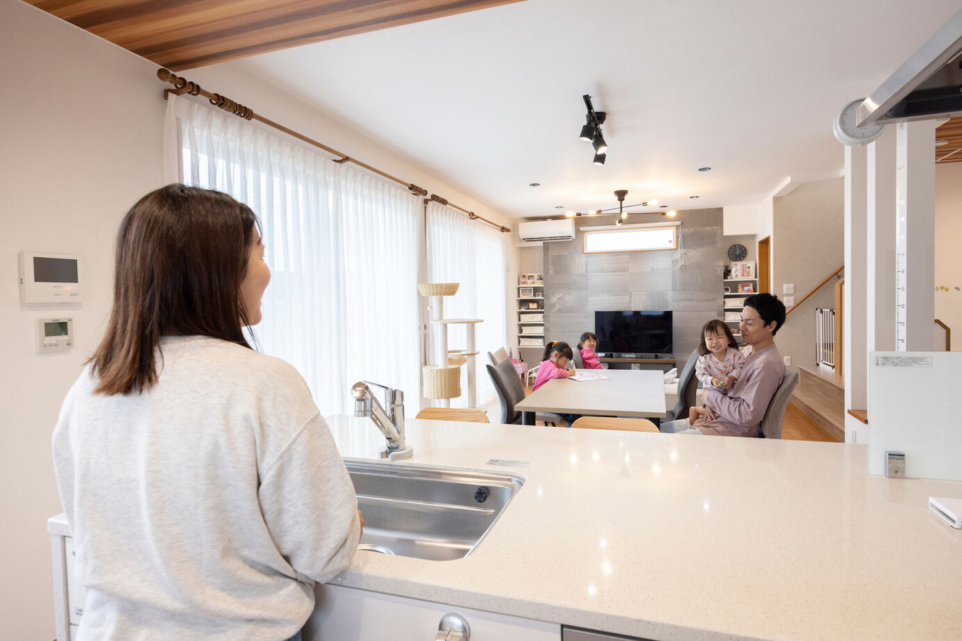 「完全フル装備の家」富士住建 【家事・子育て/間取り図有】何かを諦めることなくこだわりを叶えられたフル装備の家づくりの建築実例画像2