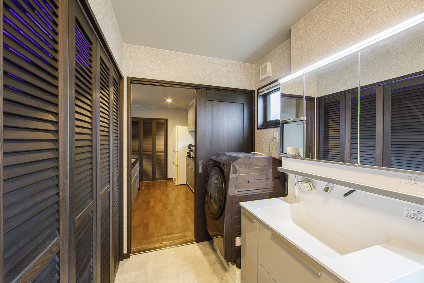 「完全フル装備の家」富士住建 【家事ラク/ワークスペース/間取り図有】平屋のように暮らせる2階建てのフル装備住宅の建築実例画像7