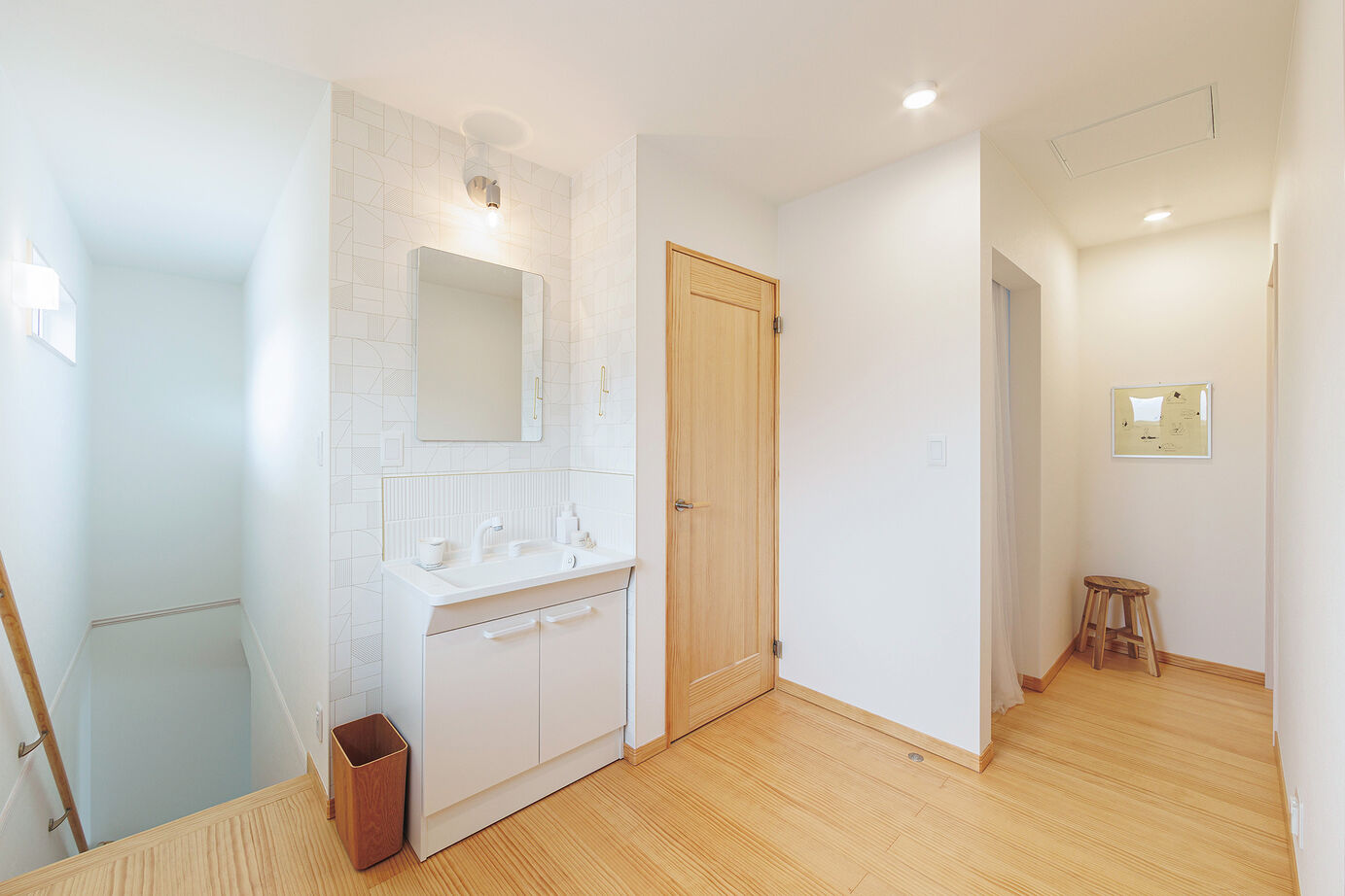 「完全フル装備の家」富士住建 【家事ラク・子育て/自然素材/2000万円台】木の感触が心地よく、インテリアが映えるフル装備住宅の建築実例画像5