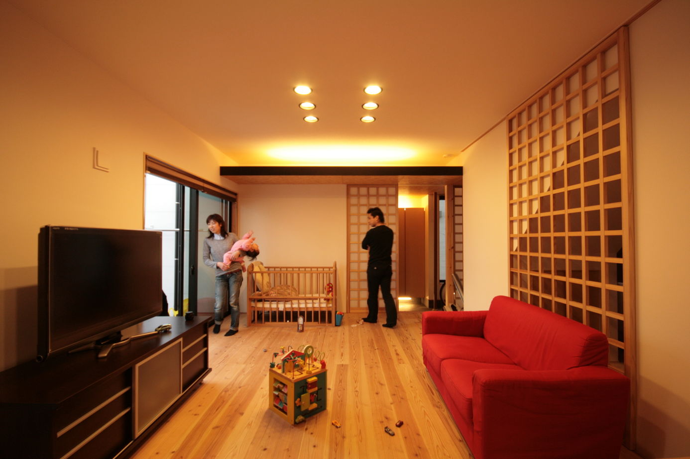 アサヒアレックス あたたかな灯りが広がる和洋折衷な住まいの建築実例画像1