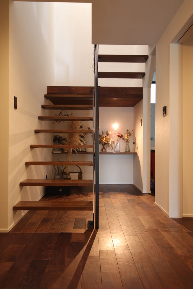 アサヒアレックス 自然素材をふんだんに活かした優雅な家の建築実例画像6