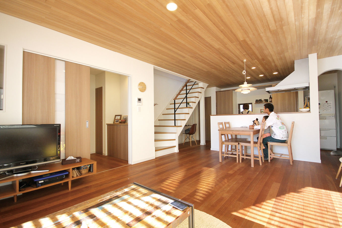 アサヒアレックス 北欧モダンで叶えるオーガニックな暮らしの建築実例画像2