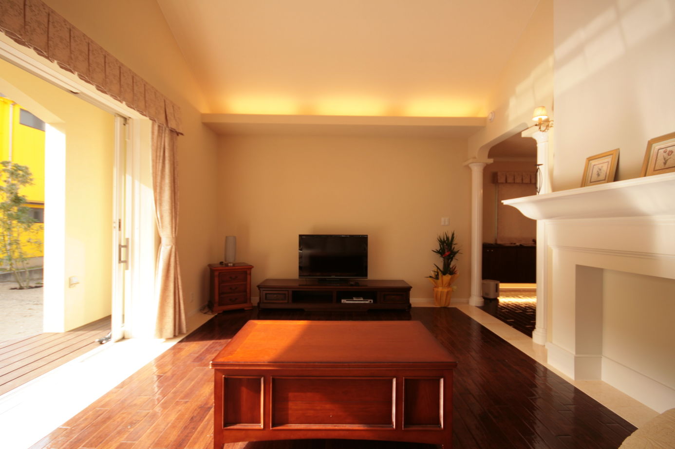 アサヒアレックス 輸入住宅のような優雅な暮らしの建築実例画像2