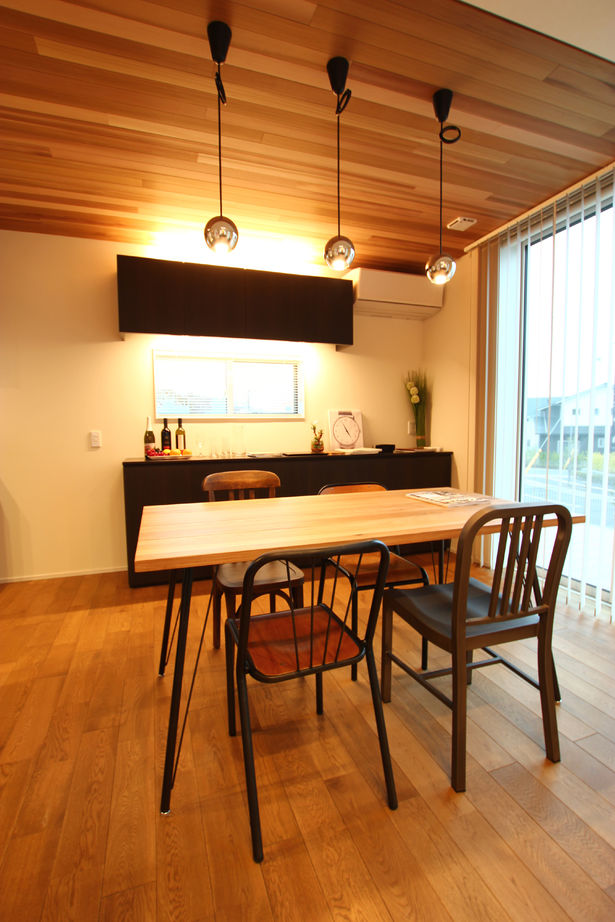 アサヒアレックス 【2840万円】料理をたのしく。主役になれるダイニングキッチン。こだわり家具が映える家の建築実例画像5