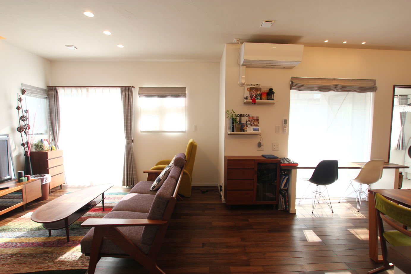 アサヒアレックス 【本体価格2350万円】家族の日常が、少し特別になる。くつろぎとデザインがちょうどいいLDKの建築実例画像2