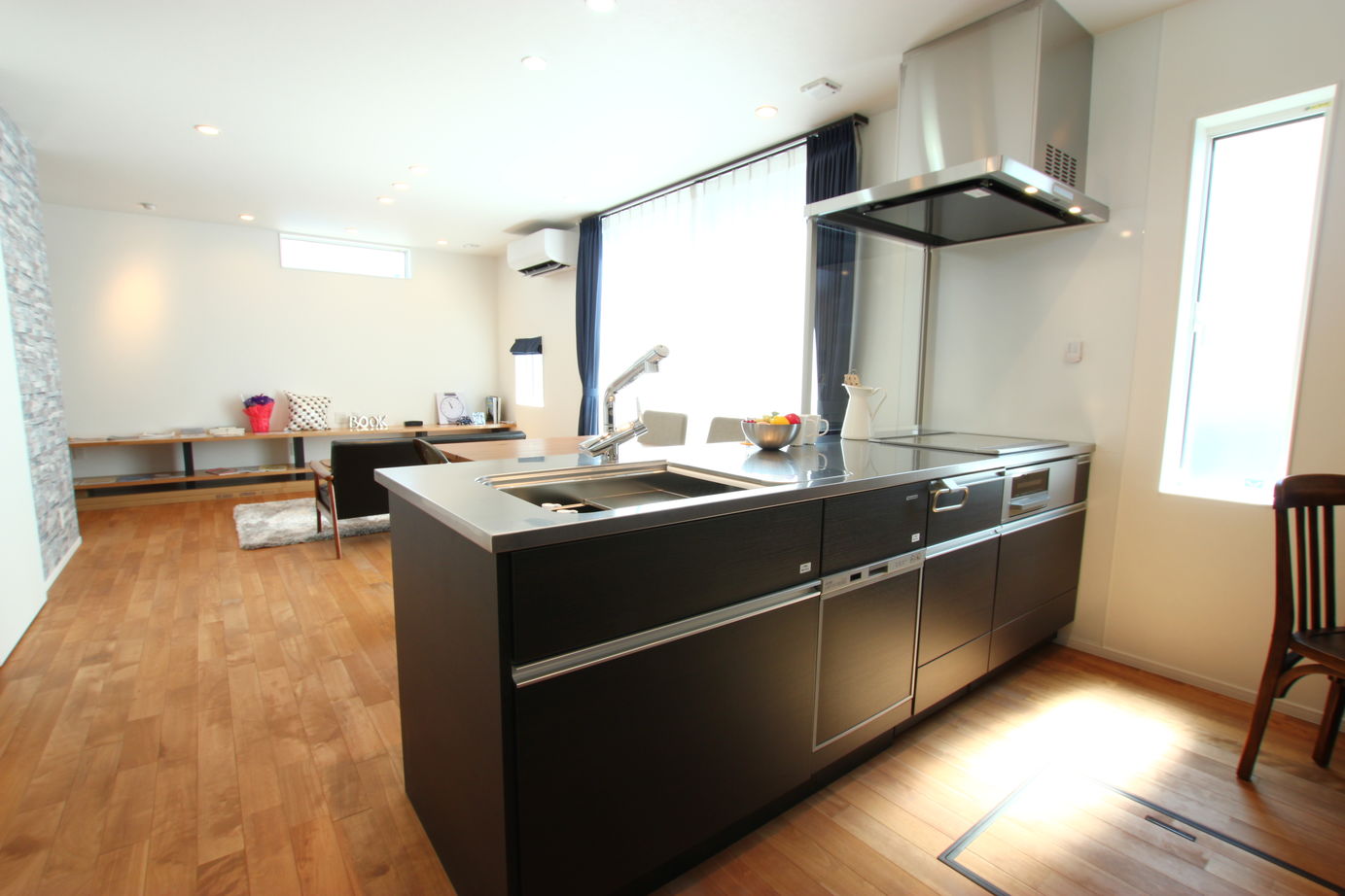 アサヒアレックス 収納もインテリア性に優れた魅せる家の建築実例画像7