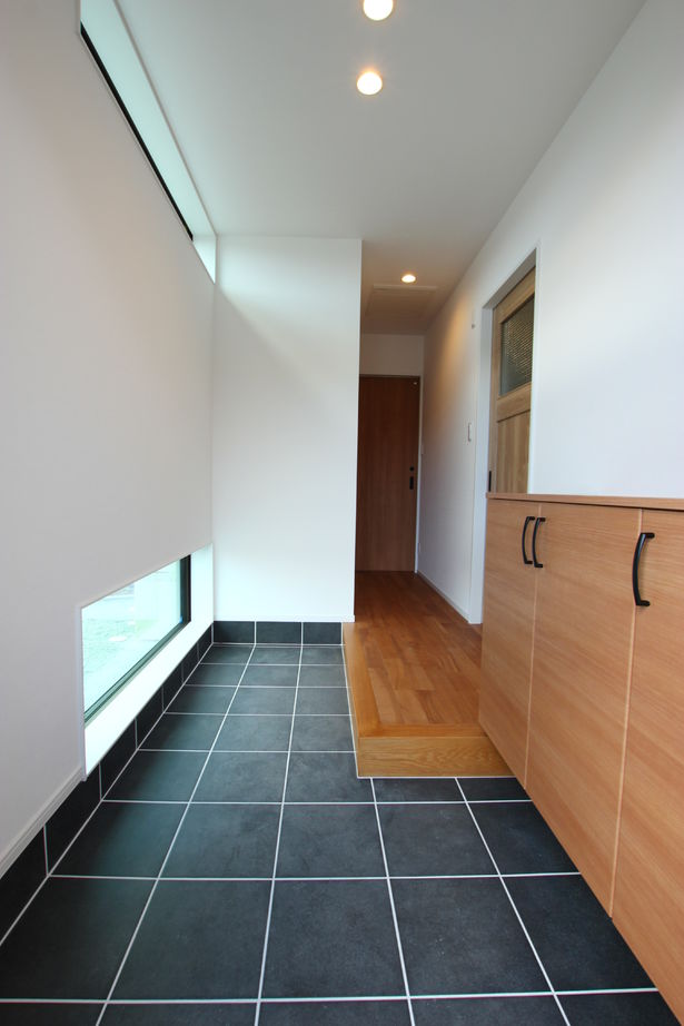 アサヒアレックス シンプルモダンな暖かな家の建築実例画像9