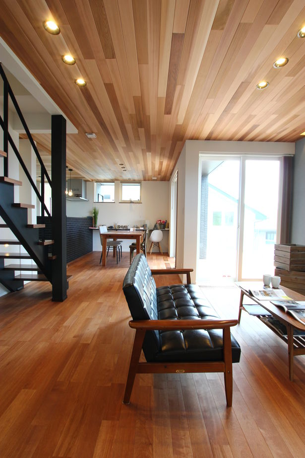 アサヒアレックス 床下エアコン1台で全室あったか！の建築実例画像2