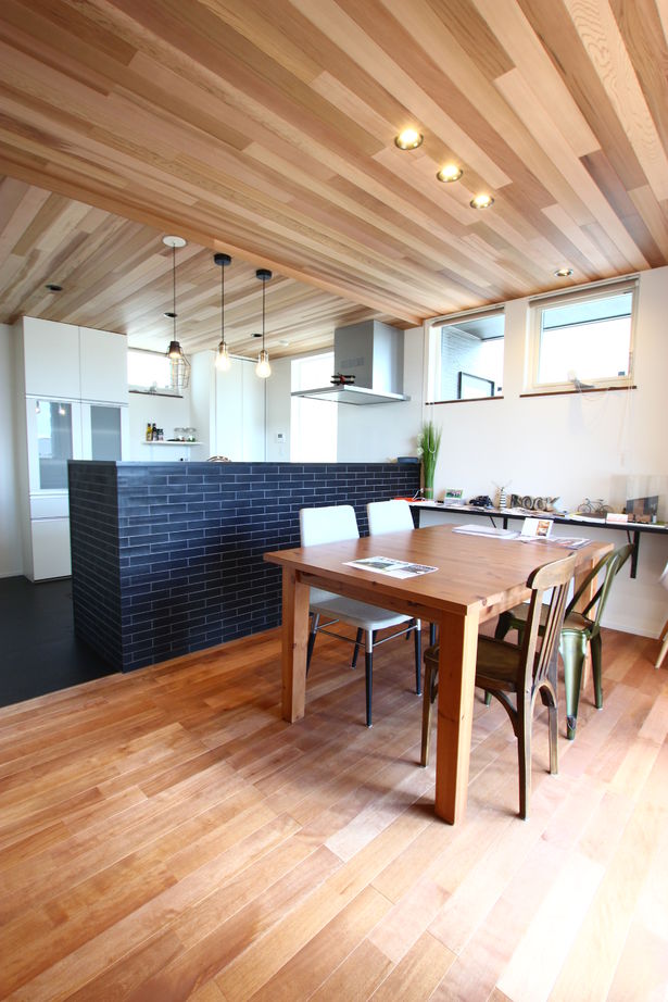 アサヒアレックス 床下エアコン1台で全室あったか！の建築実例画像5