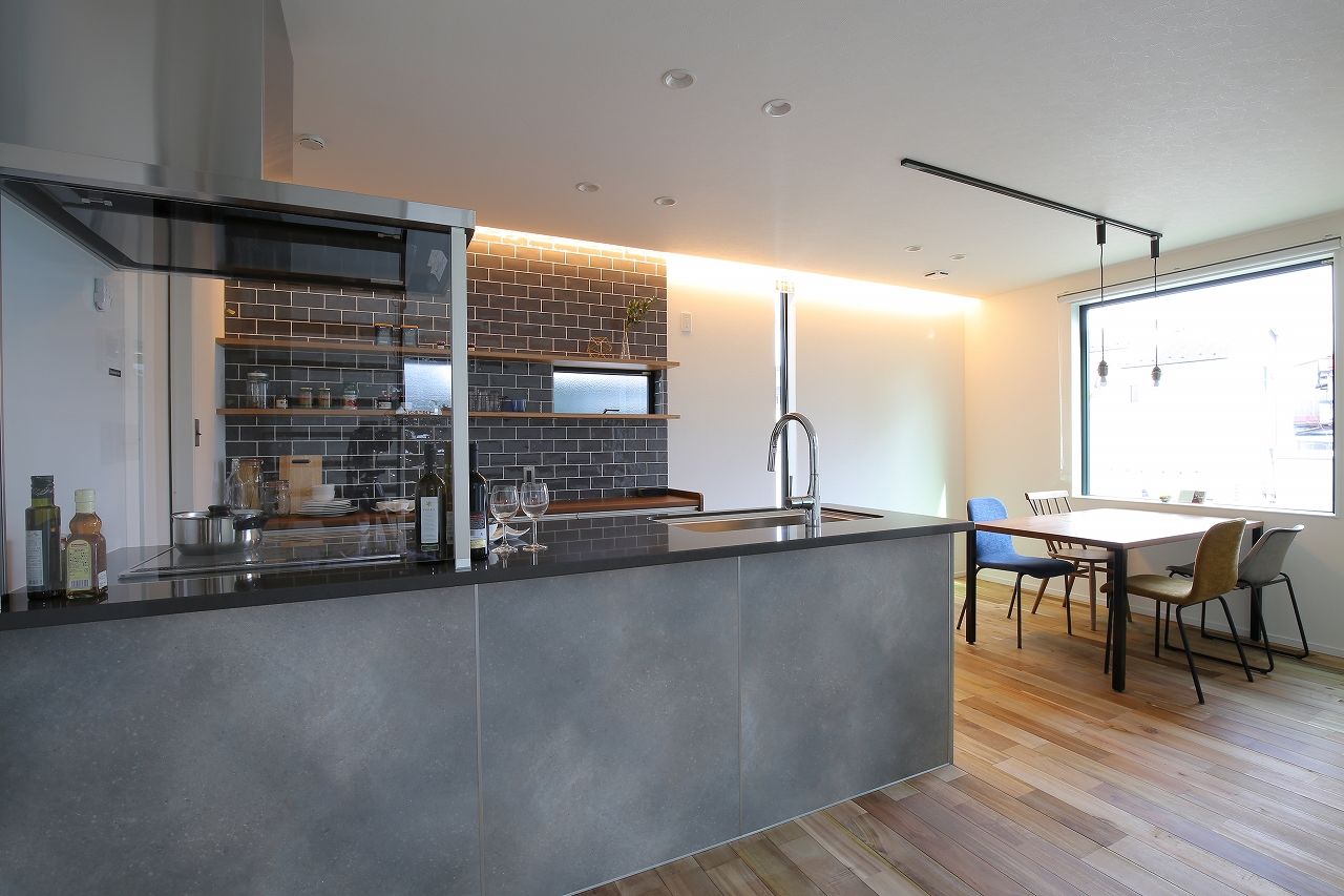 アサヒアレックス 新しい暮らしを彩る、本物の性能と上質なデザインの建築実例画像4