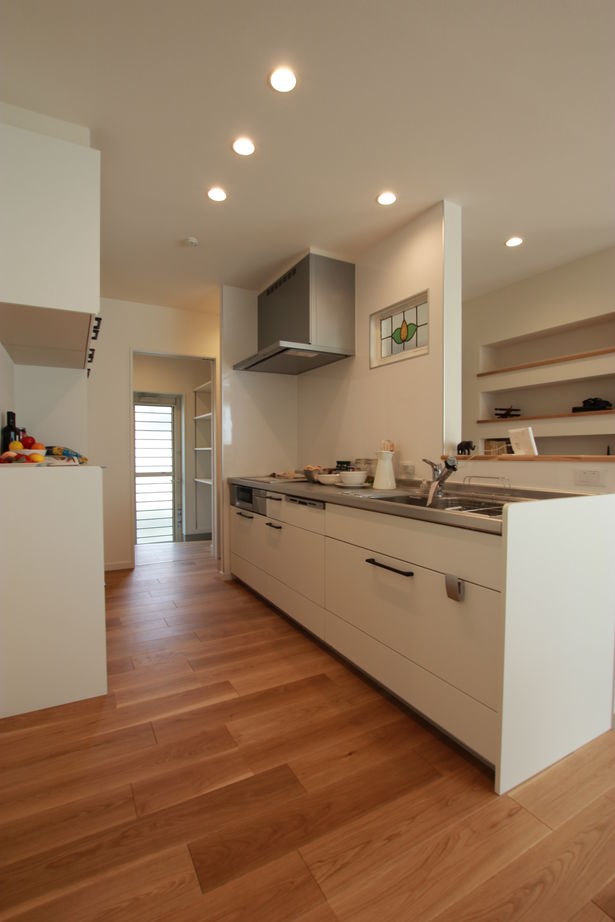 アサヒアレックス モダンで温かみのある北欧スタイルの建築実例画像5