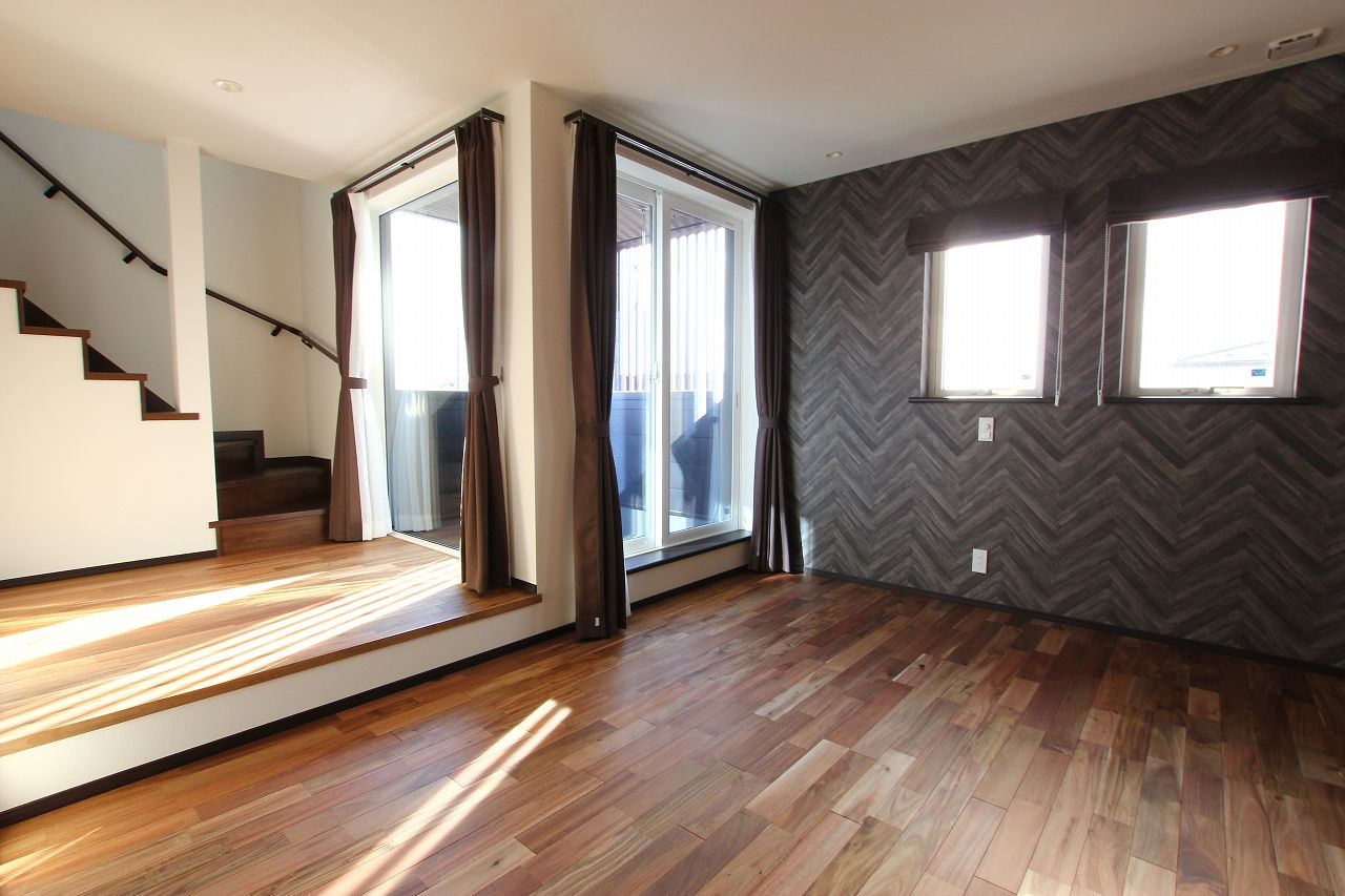 アサヒアレックス 様々なテキスタイルが生きたミックスモダンの家の建築実例画像9