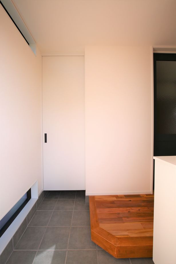 アサヒアレックス 適材適所にちりばめられた収納もオシャレに彩る家の建築実例画像4