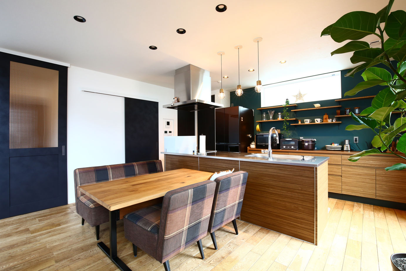 アサヒアレックス コンパクトな動線で叶えるカフェのようなお洒落な暮らしの建築実例画像4