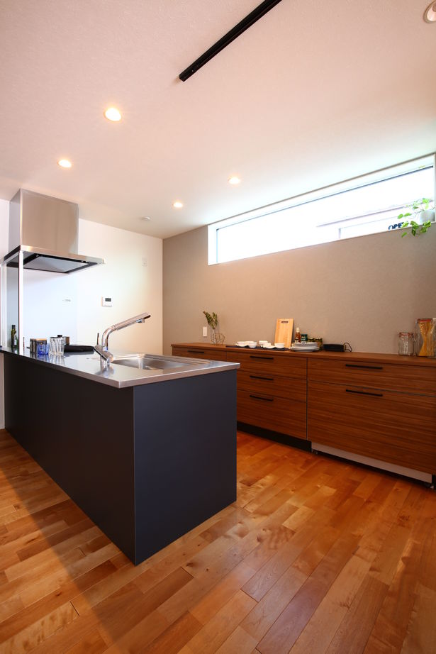 アサヒアレックス こだわり動線でいつも家族を感じられる家の建築実例画像2