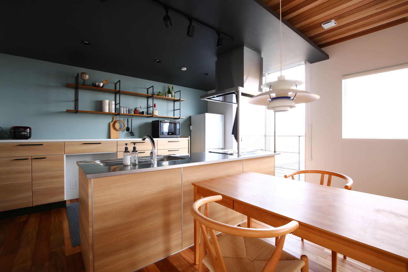 アサヒアレックス ２Fリビングで楽しむ家族のくつろぎ空間の建築実例画像3