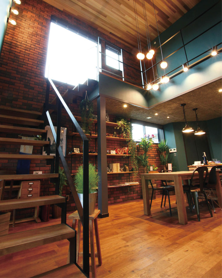 アサヒアレックス 【本体価格2000～2500万円】本物の素材でアンティーク感のあるインダストリアルデザインの建築実例画像4