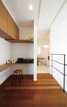 アサヒアレックス 木の質感を生かした提案 デザイン・性能共に満足の家の建築実例画像3